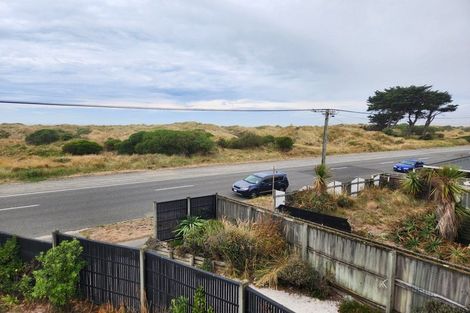 Photo of property in 411 Marine Parade, South New Brighton, Christchurch, 8062