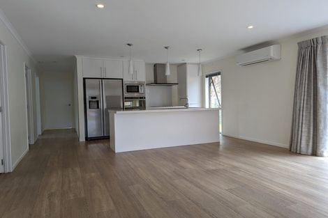 Photo of property in 67 Riverstone Drive, Riverstone Terraces, Upper Hutt, 5018