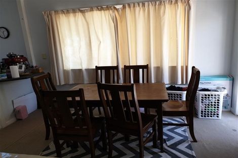 Photo of property in 97 Ocean View Road, Hillcrest, Auckland, 0627