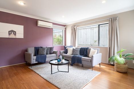 Photo of property in 6 Erlestoke Crescent, Churton Park, Wellington, 6037