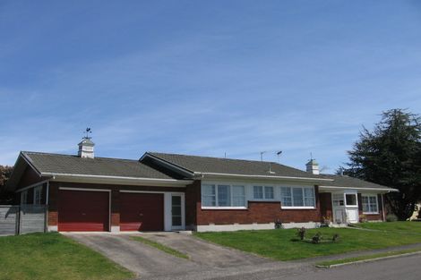 Photo of property in 14 Hinau Street, Pukehangi, Rotorua, 3015