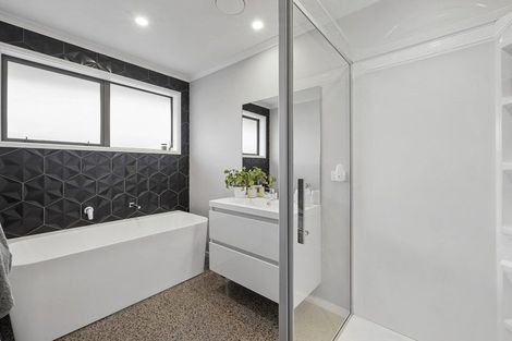 Photo of property in 7 Grahams Lane, Bell Block, New Plymouth, 4312