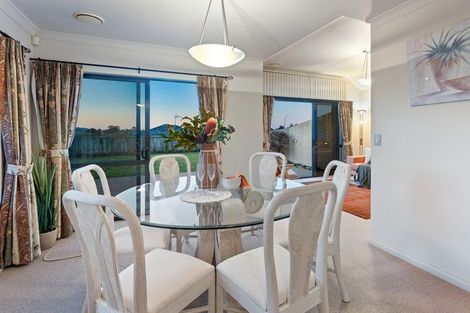 Photo of property in 101 Realm Drive, Paraparaumu, 5032
