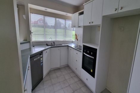 Photo of property in 2/5 Belgate Place, Somerville, Auckland, 2014