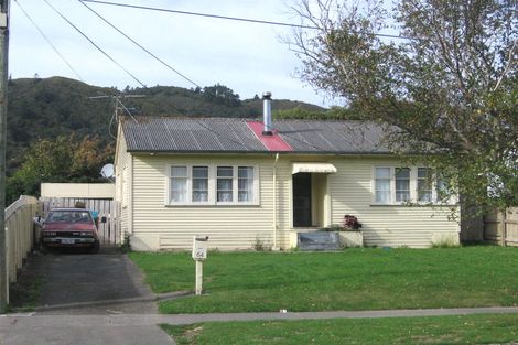 Photo of property in 64 Churton Crescent, Taita, Lower Hutt, 5011