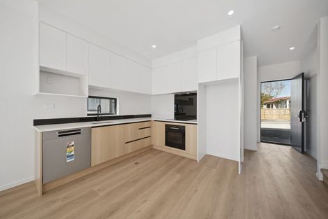 Photo of property in 10 Clendon Place, Manurewa, Auckland, 2102