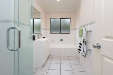 Photo of property in 51c Moore Street, Howick, Auckland, 2014