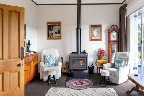 Photo of property in 64-66 Shiel Street, Reefton, 7830