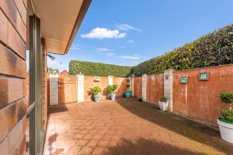 Photo of property in 1 Suffolk Drive, Otamatea, Whanganui, 4500