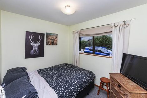 Photo of property in 2/14 Farquhars Road, Redwood, Christchurch, 8051