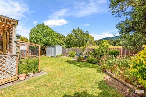 Photo of property in 70 Longfellow Street, Trentham, Upper Hutt, 5018