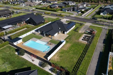 Photo of property in 34 Alan Livingston Drive, Cambridge, 3434
