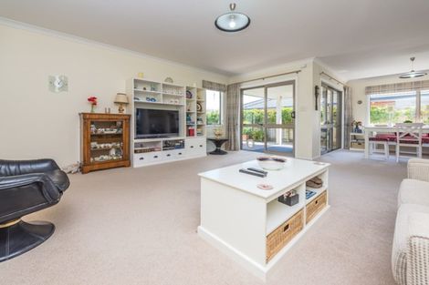 Photo of property in 15 Gilligan Close, College Estate, Whanganui, 4500