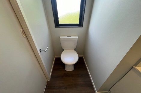 Photo of property in 2/12 Bradbury Road, Botany Downs, Auckland, 2010