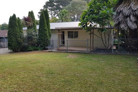 Photo of property in 26 Claverdon Drive, Massey, Auckland, 0614