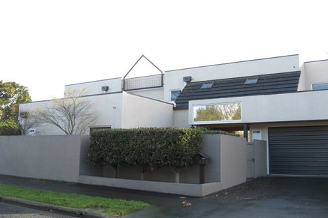 Photo of property in 2/33 Holly Road, St Albans, Christchurch, 8014