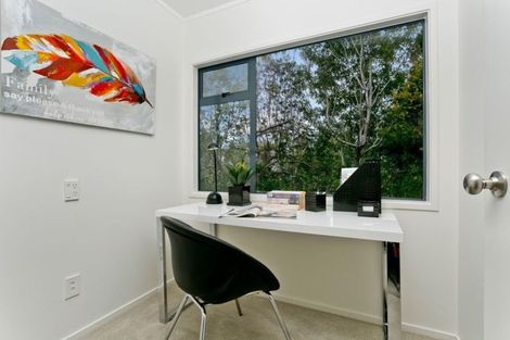 Photo of property in 88 Parr Terrace, Castor Bay, Auckland, 0620