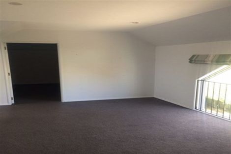 Photo of property in 1/148 Memorial Avenue, Burnside, Christchurch, 8053