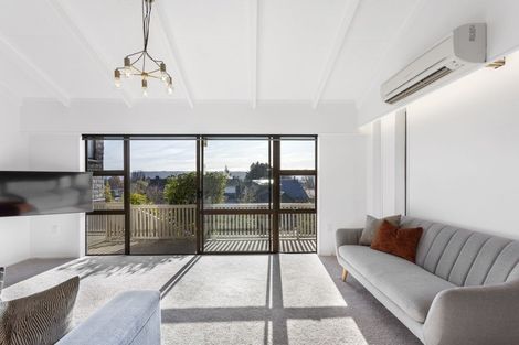 Photo of property in 33 Gebbie Street, Kinmont Park, Mosgiel, 9024