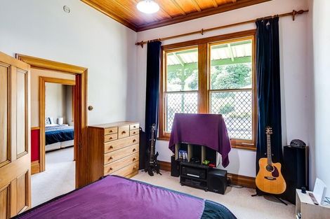 Photo of property in 21 Chaucer Road, Hospital Hill, Napier, 4110