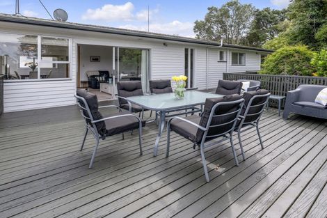 Photo of property in 2/3 Pohutukawa Avenue, Shelly Park, Auckland, 2014