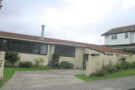 Photo of property in 129 Mark Avenue, Grenada Village, Wellington, 6037