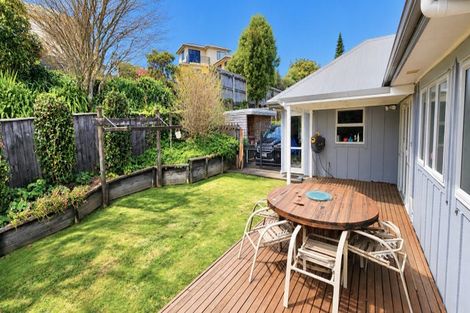 Photo of property in 9a Larsen Place, Merrilands, New Plymouth, 4312
