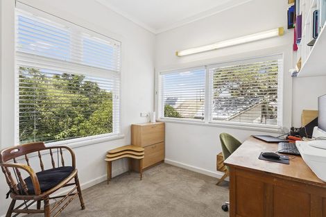 Photo of property in 58 Motuhara Road, Plimmerton, Porirua, 5026