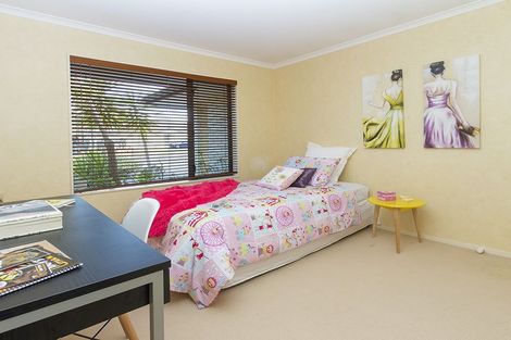 Photo of property in 173 Kilkenny Drive, East Tamaki Heights, Auckland, 2016