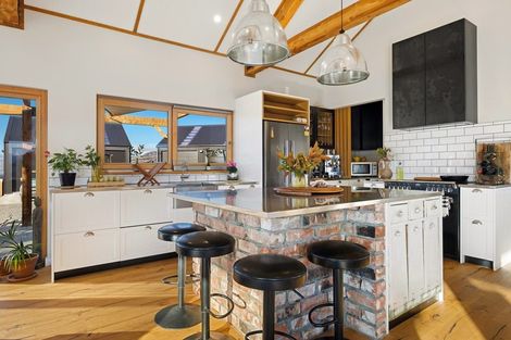 Photo of property in 12 Miharo Lane, Queensberry, Cromwell, 9383