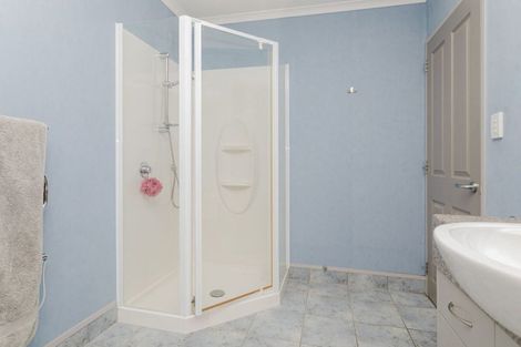 Photo of property in 10 Victoria Avenue, Dannevirke, 4930