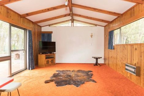 Photo of property in 190 Adelaide Road, Dannevirke, 4930