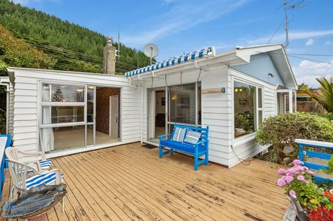 Photo of property in 93 Ruahine Street, Paraparaumu, 5032