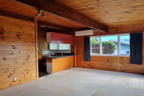 Photo of property in 7 Brora Crescent, Papakowhai, Porirua, 5024