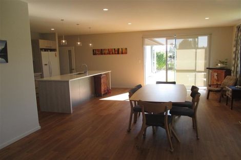 Photo of property in 43 Te Whenu Crescent, Marshland, Christchurch, 8083