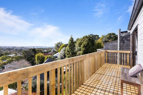 Photo of property in 2/4 Danbury Drive, Torbay, Auckland, 0630