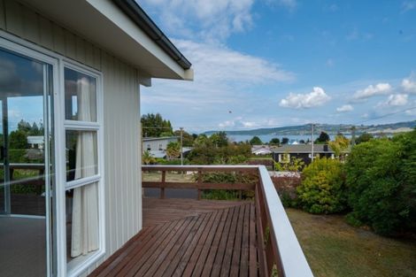 Photo of property in 14 Rokino Road, Taupo, 3330