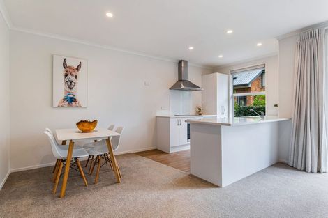 Photo of property in 16b Elizabeth Street, Orewa, 0931