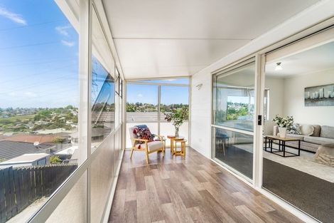 Photo of property in 67 Garton Drive, Massey, Auckland, 0614