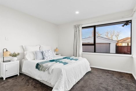 Photo of property in 33 Everest Street, Burnside, Christchurch, 8053