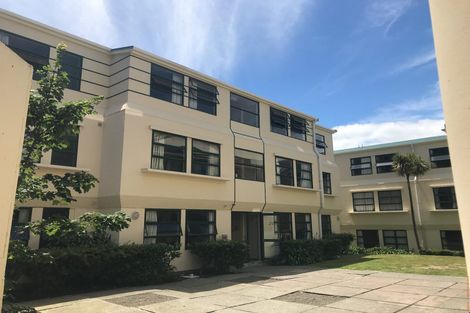 Photo of property in Te Awhina Apartments, 27/22 Sussex Street, Mount Cook, Wellington, 6021