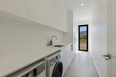 Photo of property in 75 Stone Drive, Cromwell, 9384