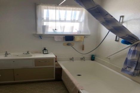 Photo of property in 187 Commercial Street, Takaka, 7110