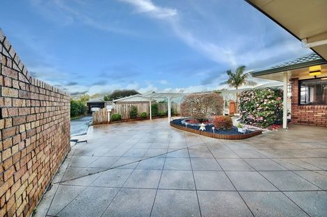 Photo of property in 1/7 Spring Grove, Henderson, Auckland, 0612