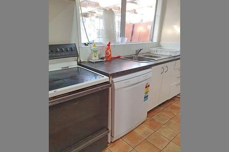 Photo of property in 21 Glennandrew Drive, Half Moon Bay, Auckland, 2012