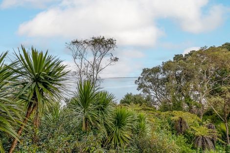 Photo of property in 57 Arapito Road, Titirangi, Auckland, 0604