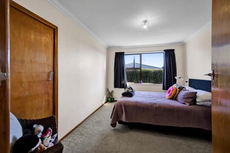 Photo of property in 22 Hurdon Street, Hurdon, New Plymouth, 4310