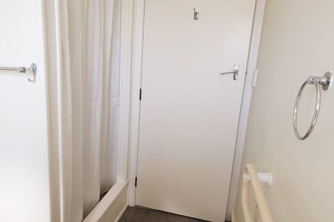 Photo of property in 2/800 Heretaunga Street East, Parkvale, Hastings, 4122