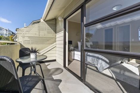 Photo of property in 1/13 Garadice Road, Rothesay Bay, Auckland, 0630