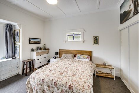 Photo of property in 8 France Road, Bluff Hill, Napier, 4110